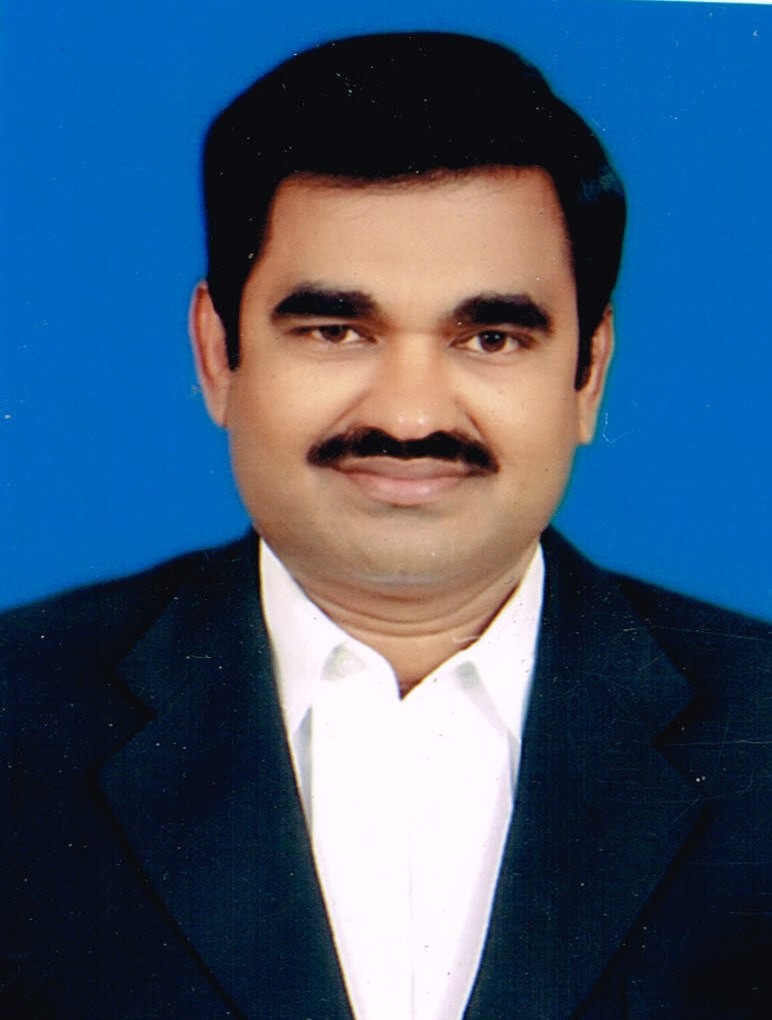 Dr R  . KRISHNAMOORTHI